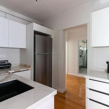 Historic 2br Gem In Downtown Sisli Ac In