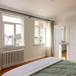 Historic 2br Gem In Downtown Sisli Ac In Apartment