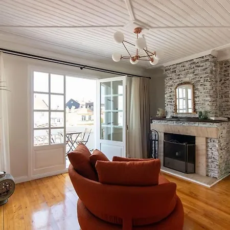 Historic 2br Gem In Downtown Sisli Ac In